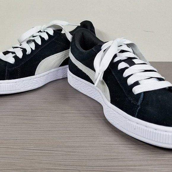 Puma Suede PS Classic Kids Sneaker, Black Suede, Big Kid Size 6 / 38 - Picture 4 of 9